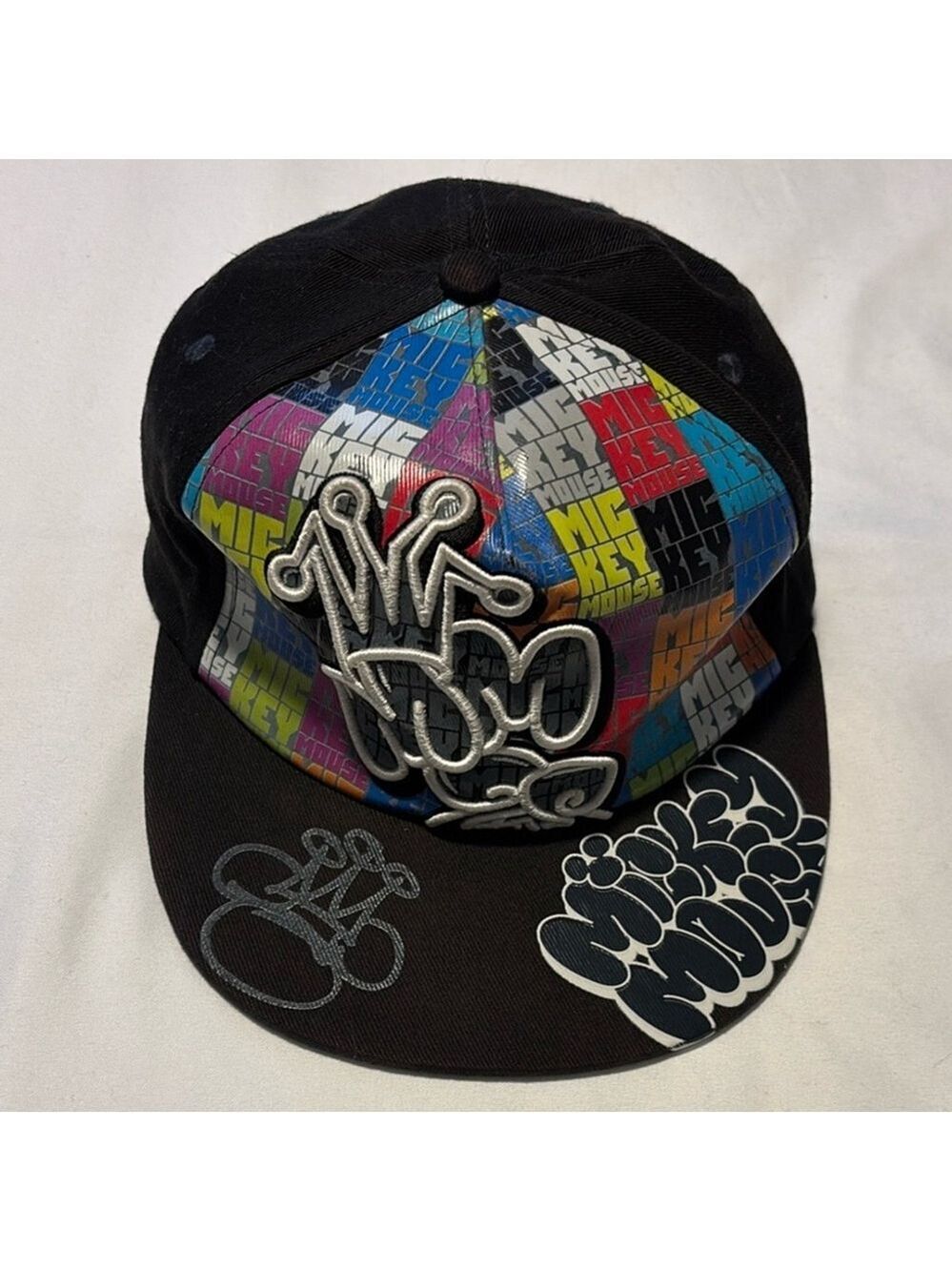 DISNEY PARKS Authentic baseball hat Colorful Hip Hop Graffiti Mikey Mouse hat